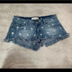 Palm Tree Shorts by Vintage Havana 🌴